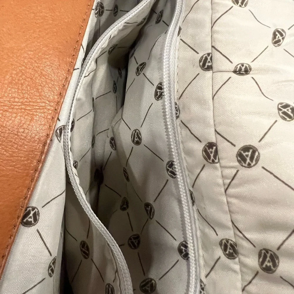 Andrew Phillips Vaqueta Napa laptop bag in used condition